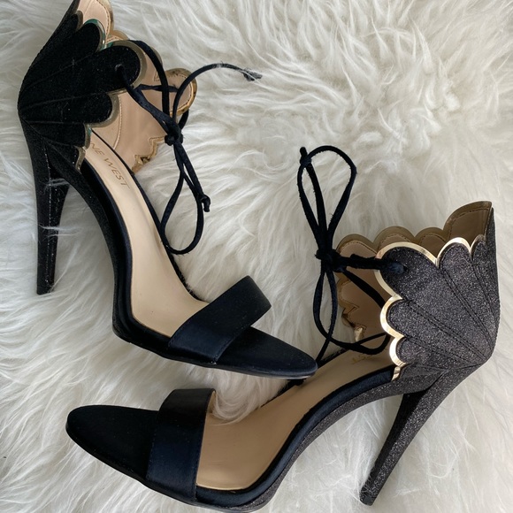Nine West Gold and Black Heels - Picture 2 of 5
